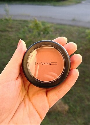 Mac melba allık