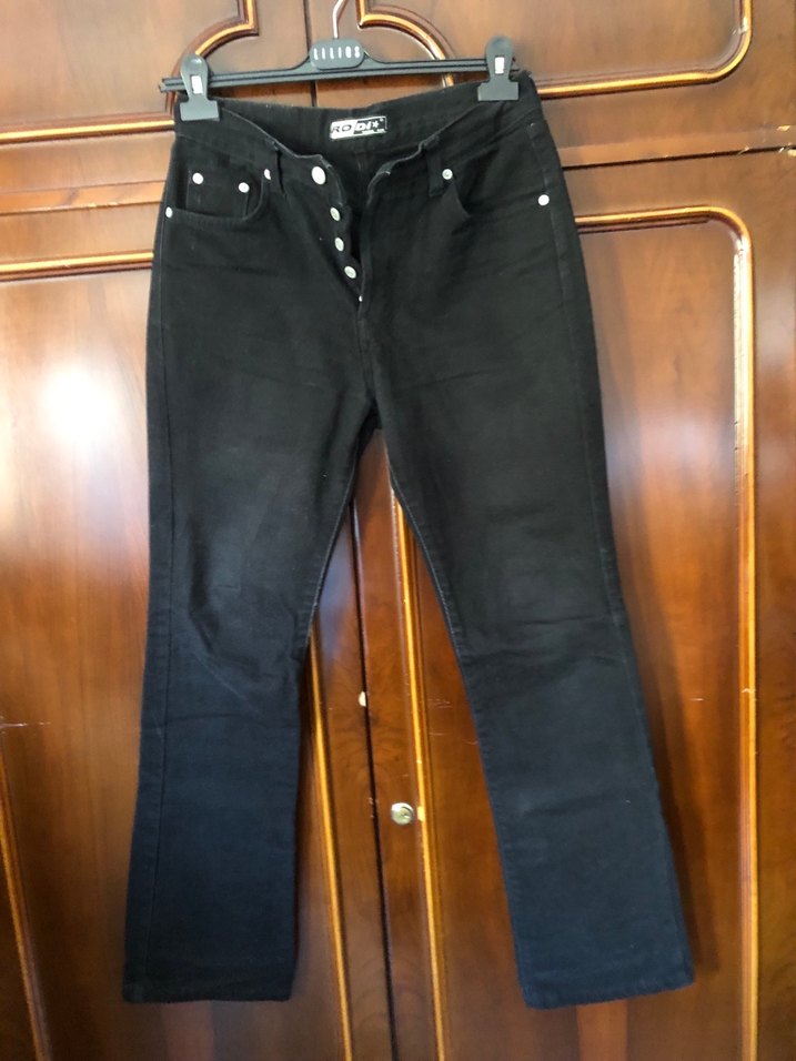 Kadın Siyah Normal Kesim Kot Pantolon - Görsel 4