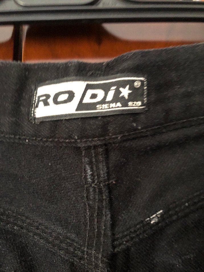 Kadın Siyah Normal Kesim Kot Pantolon - Görsel 3