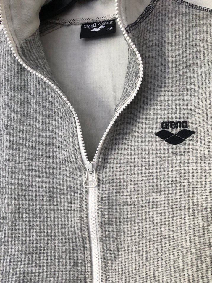 Gri Fermuarlı Kısa Kesim Kadın Ceket - Görsel 3