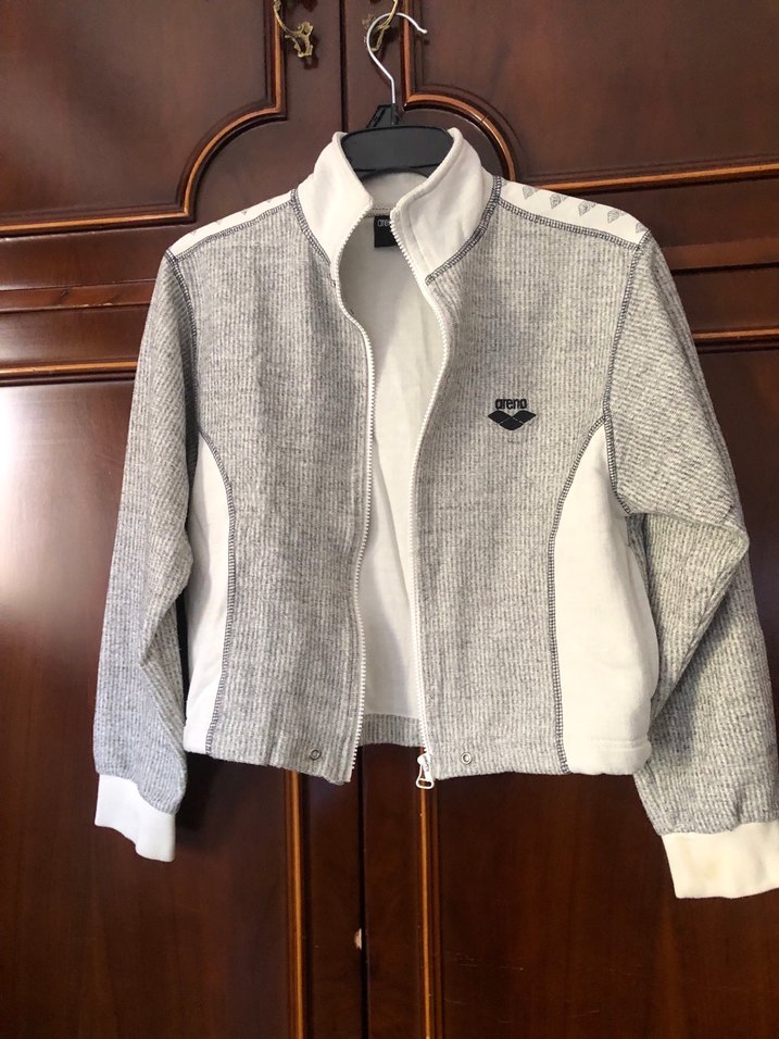 Gri Fermuarlı Kısa Kesim Kadın Ceket - Görsel 5