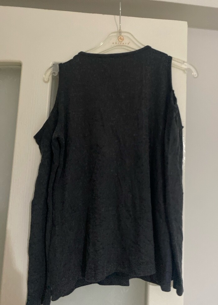 Omuz detaylı bluz - Görsel 4