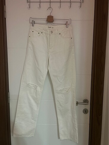 PULL AND BEAR BEYAZ JEAN