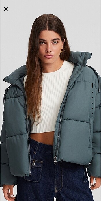Bershka mont