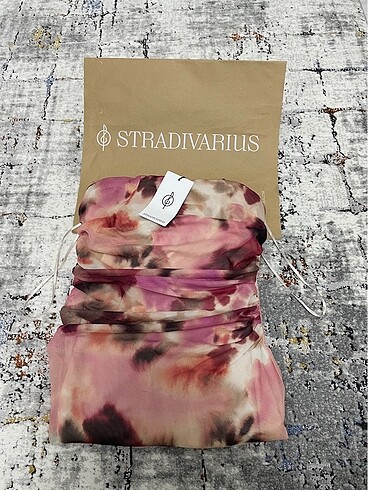Stradivarius straplez elbise