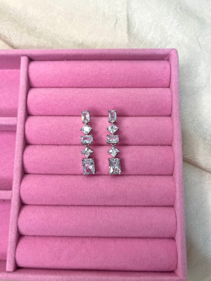 Çelik Taşlı Küpe - Görsel 3