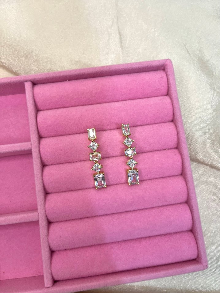 Çelik Taşlı Küpe - Görsel 3