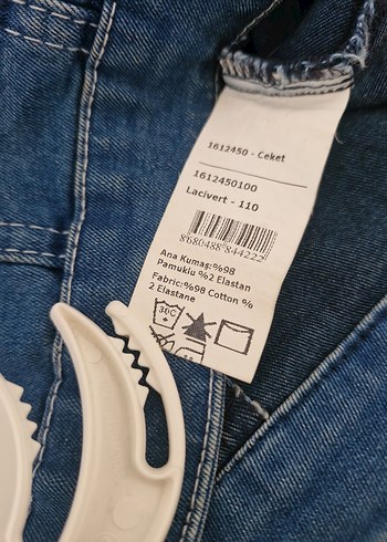 Kızlar için düğmeli parlak kot çeket - Görsel 4