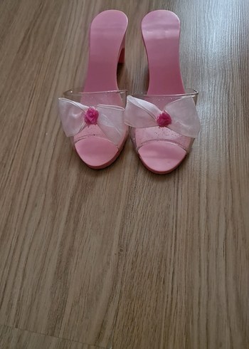 Pembe Fiyonklu  çocuk terlik özel günleriniz için - Görsel 2