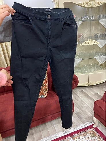 Siyah dar paça pantolon