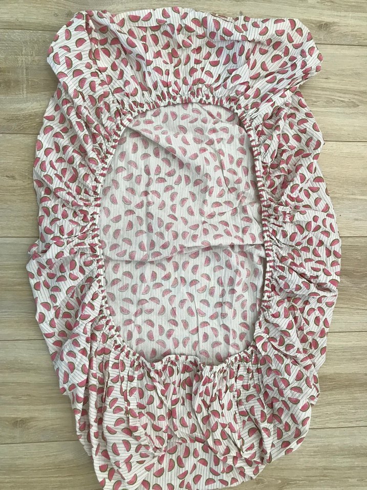 Kırmızı Karpuz Desenli Bebek Lastikli Çarşaf - Görsel 4