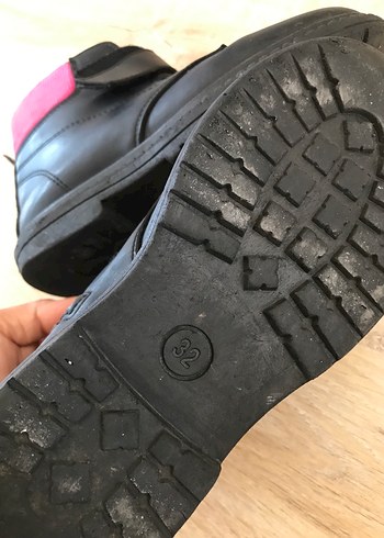 32 Beden Kız Çocuk Siyah Rubber Botlar