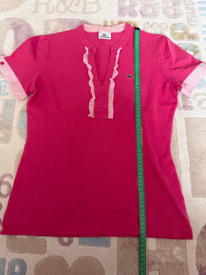 Pembe V Yaka Fırfırlı Kadın Tişört - Görsel 2