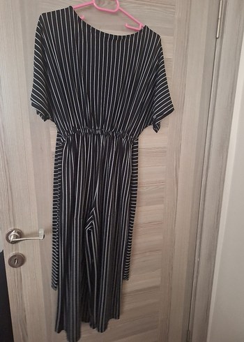 Zara Siyah Beyaz Çizgili V Yaka tunk