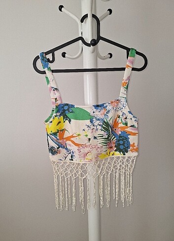 Twist Crop