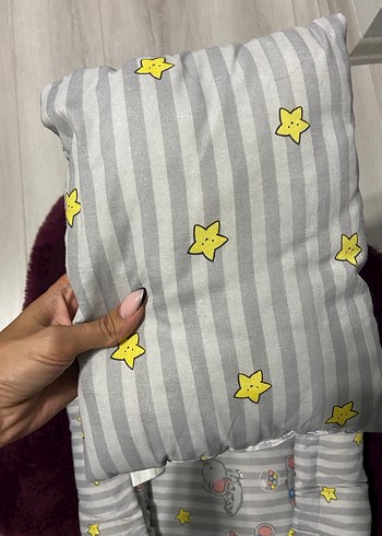 Gri Desenli Bebek Uyku Yatağı ve Yastığı - Görsel 3