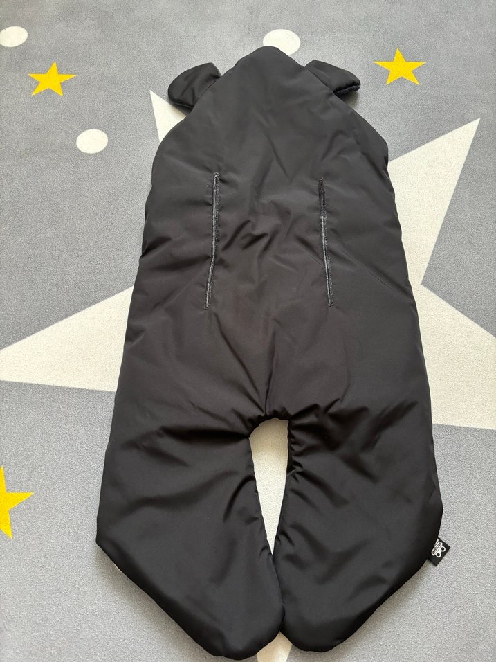 Siyah Kapüşonlu Bebek Tulumu - Görsel 4