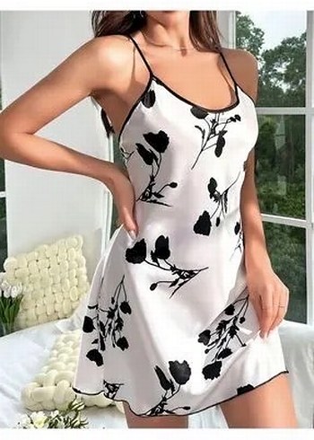 Beyaz Çiçek Desenli Saten Gecelik - Görsel 4