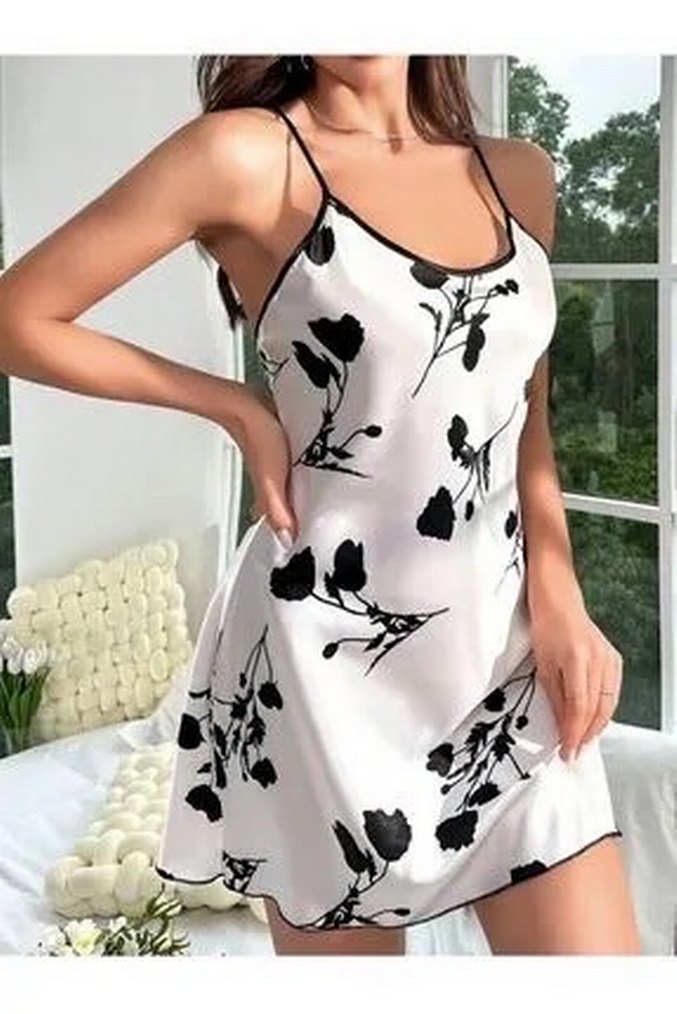 Beyaz Çiçek Desenli Saten Gecelik - Görsel 4