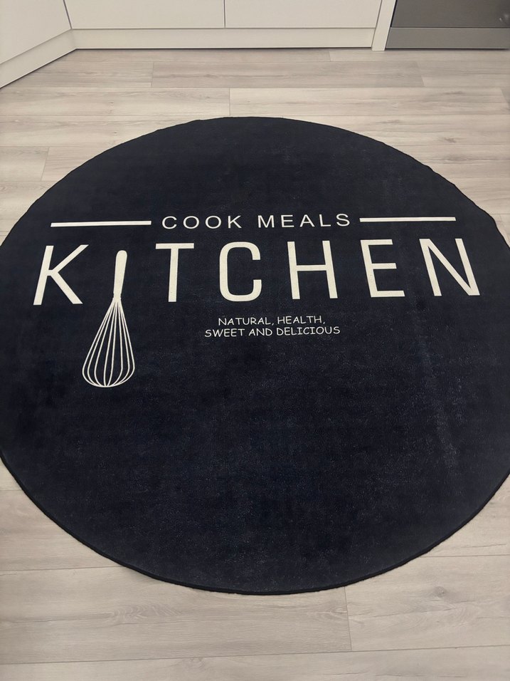 Siyah Baskılı Modern Mutfak Halısı - Görsel 3