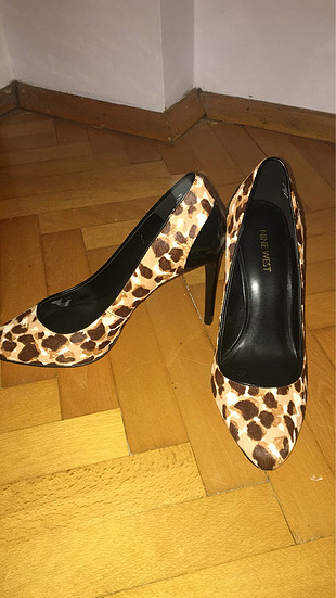 Nine West stiletto