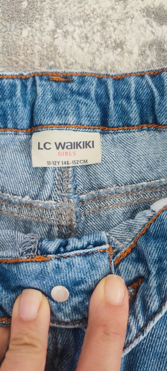 Mavi Yırtık Detaylı Mini Kot Şort - Görsel 5