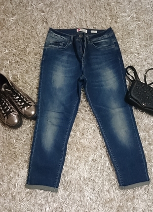Boyfriend Jean.....