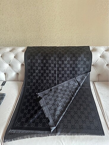 Diğer Gucci Çift Taraflı Kaşmir ipek şal