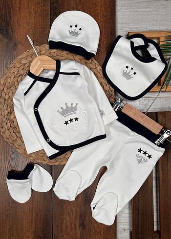 Uzun Kollu Beyaz Bebek Hastane Kıyafeti - Görsel 2