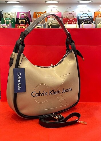  Beden çeşitli Renk Calvin Klein Astarsız Küçük boy kargo Etiketli - tek gözlü 