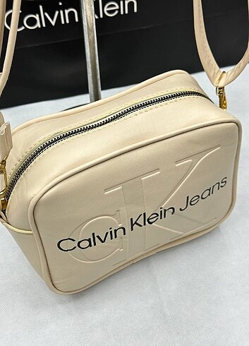  Beden çeşitli Renk Calvin Klein Astarsız Tek gözlü Küçük boy kargo Uzun askı