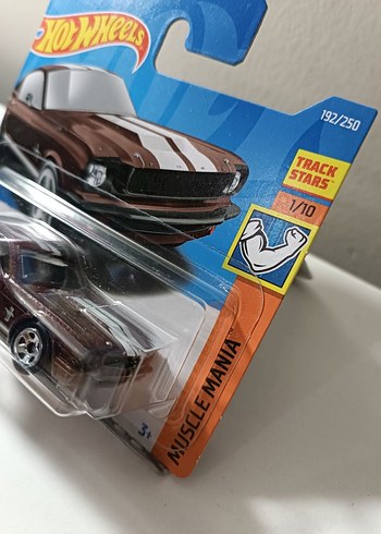 Beden Hot Wheels Regular 2022 | 1965 Ford Mustang 2+2 Fastback HCX81