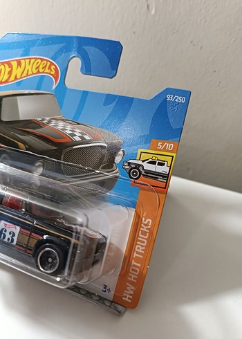 Beden Hot Wheels Regular 2022 | 1963 Studebaker Champ HCT51