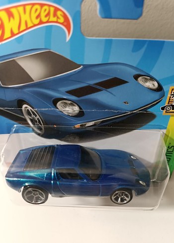 Hot Wheels Regular 2022 | 1971 Lamborghini Miura SV HCX02