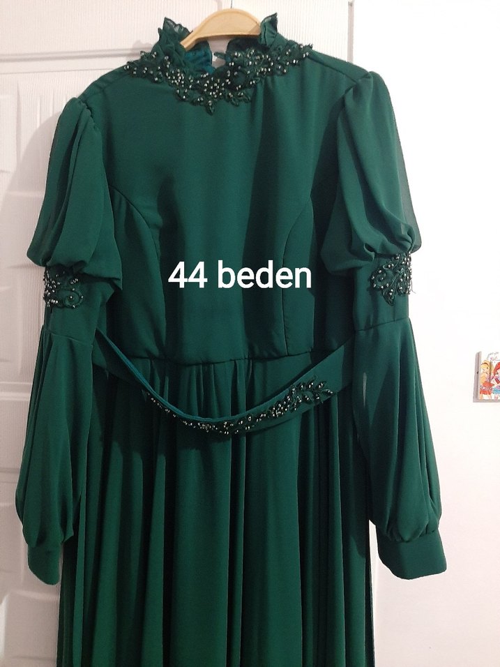 Yeşil Uzun Kollu Nakışlı Kadın Abiye Elbise - Görsel 2