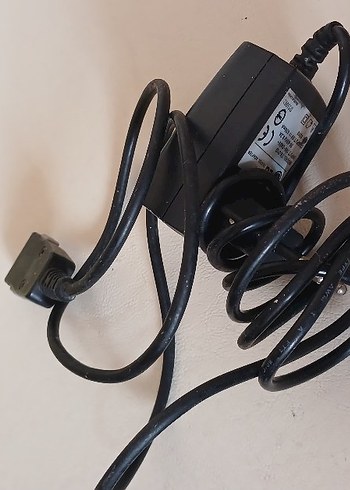 LG Gri ve Beyaz Eski Model Telefonlar - Görsel 5