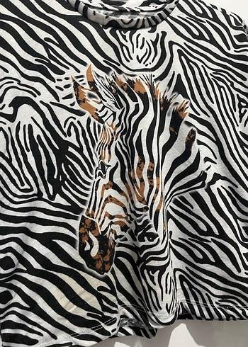 Siyah Zebra Desenli Tshirt - Görsel 2