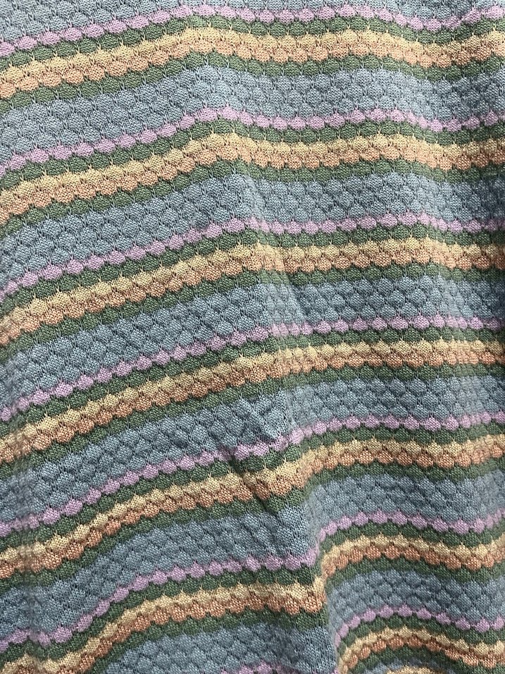 Bej ve Pastel Çizgili Kadın Triko Kazak - Görsel 3