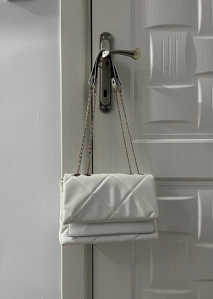 Beyaz Çanta - Görsel 2