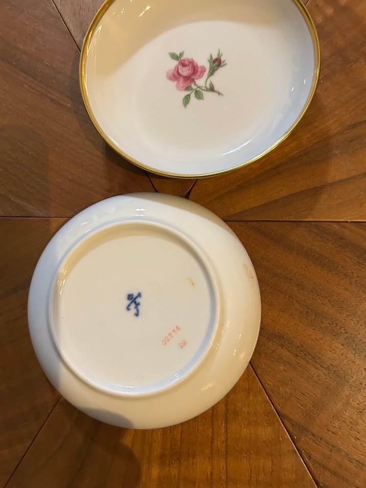 Fürstenberg  Çiçek Desenli Altın Kenarlı Tabak - Görsel 2