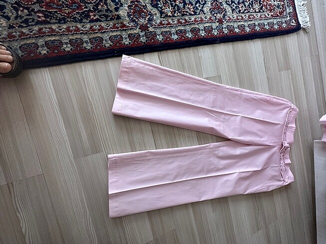 44 Beden pembe Renk Pembe çok şık takım