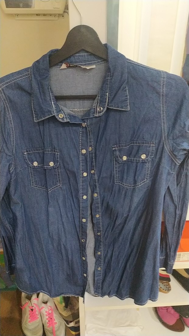 Düğmeli Mavi Denim Gömlek - Görsel 2