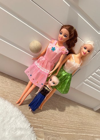Barbie Bebek