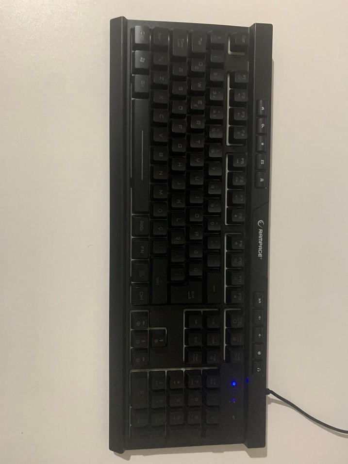 Renkli LED Işıklı Kablolu Klavye - Görsel 5