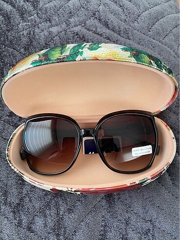 Tommy hilfiger gozluk