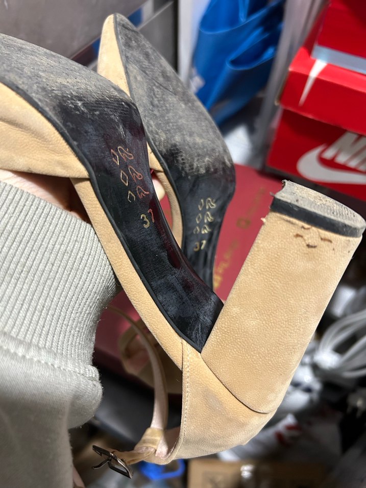 Bej Süet Tokalı Topuklu Kadın Ayakkabı - Görsel 5