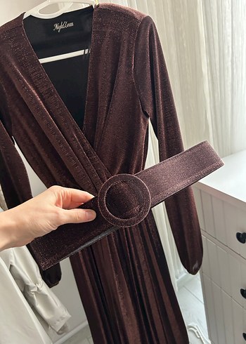 ADL Piliseli Uzun Kollu Uzun Elbise - Görsel 2