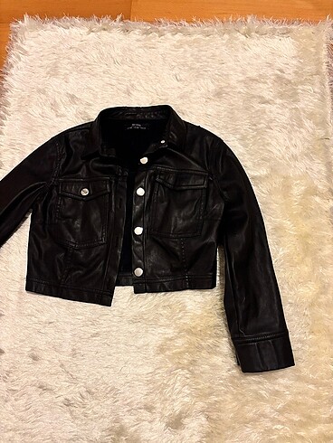 BERSHKA İCONİC CROP DERİ CEKET
