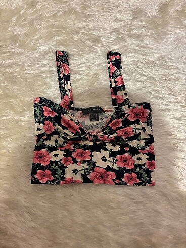 SUBDUED KURDELE DETAY ÇİÇEKLİ CROP