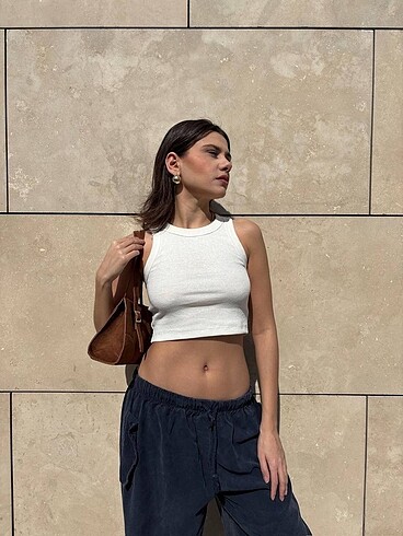 Zara HALTER YAKA FİTİLLİ BASİC CROP TOP
